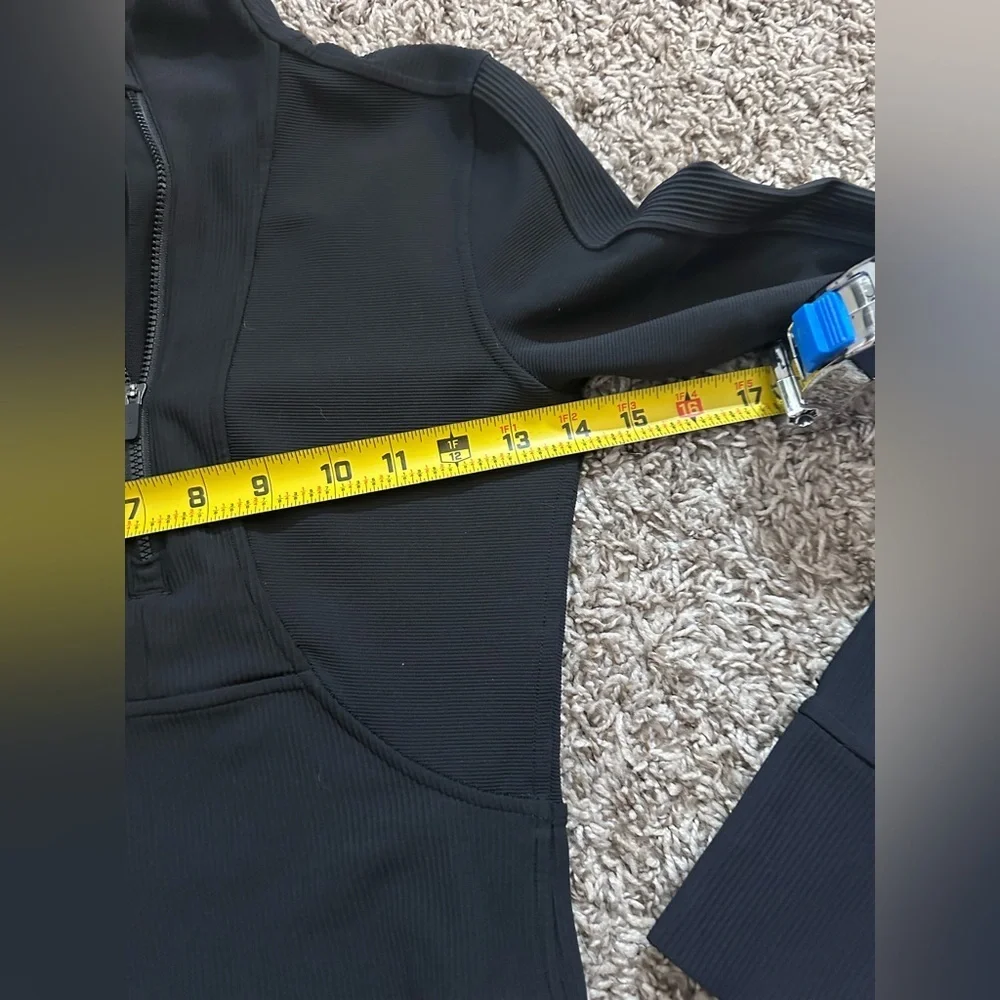 Lululemon Take It In Stride 1/2 zip  - size 2
